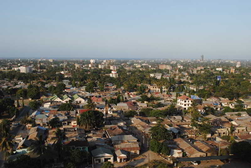 Blue Pearl Hotel & Apartments Dar es Salaam Exterior photo